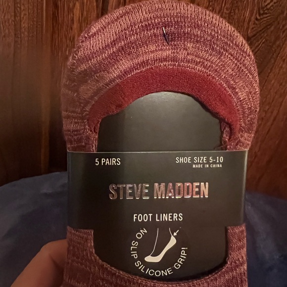 Steve Madden Foot Liners, 5 pairs, new in pkg. No Slip Silicone Grip. - Picture 3 of 5